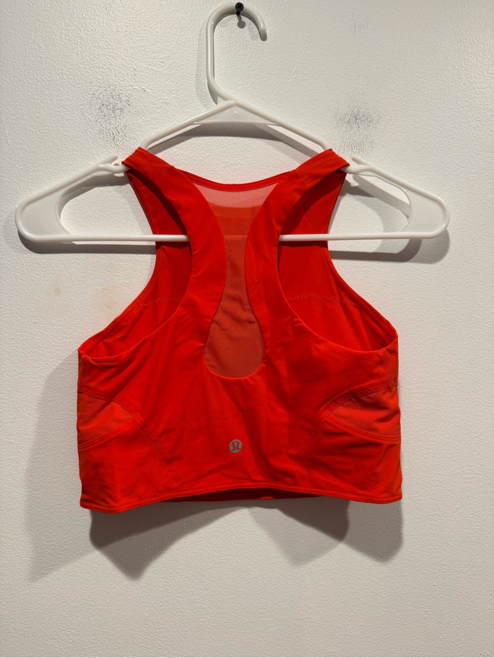Lululemon Mesh-Back Train Bra - Picture 4 of 6